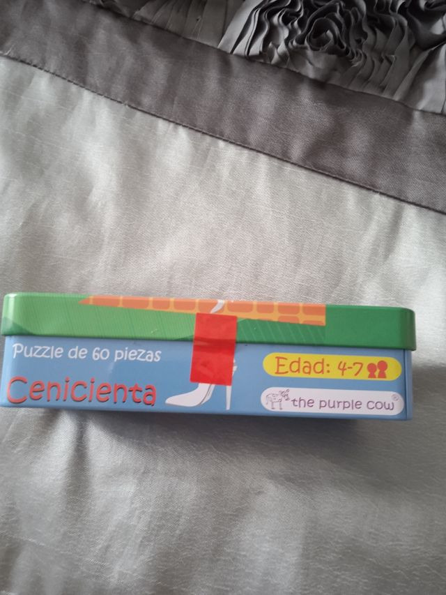 puzzle cenicienta en caja de metal