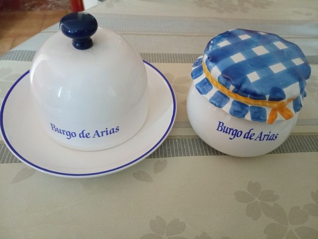 Quesera de porcelana