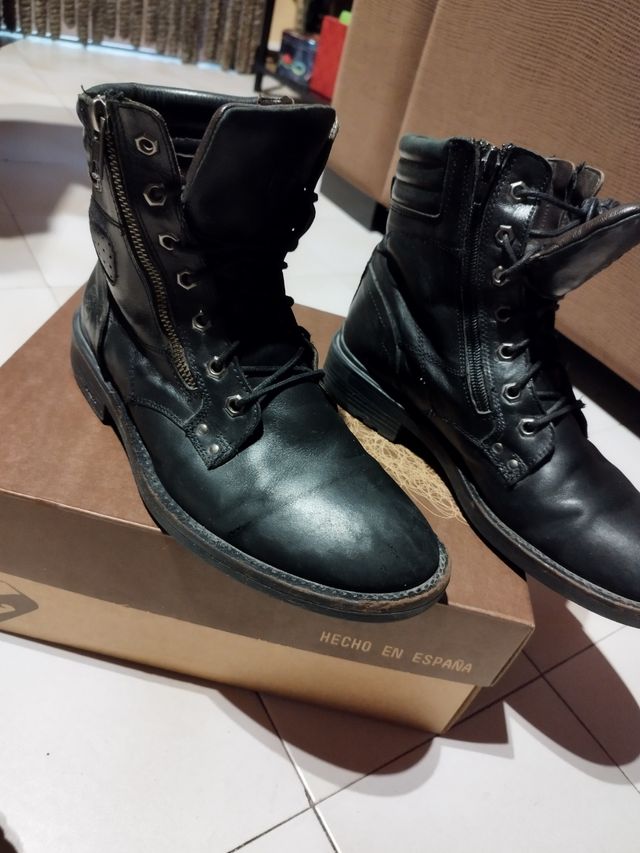 Botas negras KangaRoos