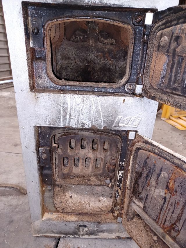 Caldera carbón Roca