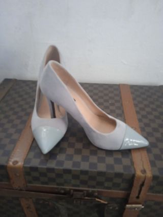 se venden zapatos de tacon