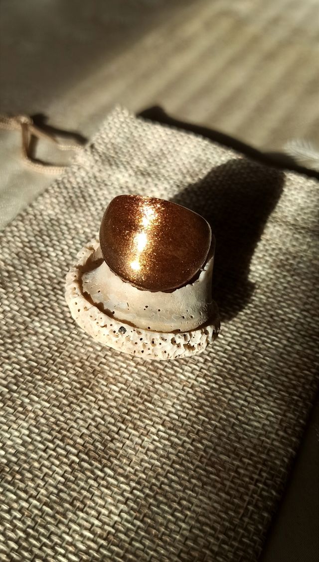 Anillo cristal dorado