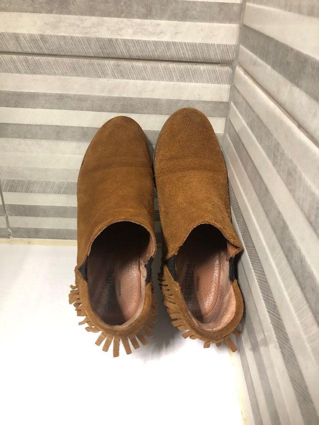 Botín piel camell con flecos