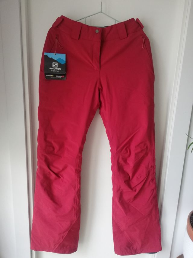 pantalón esquí mujer con etiqueta Salomon