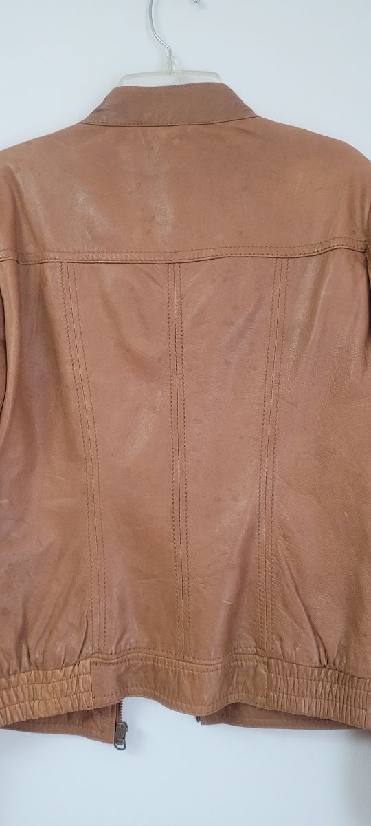 Cazadora de cuero Stradivarius