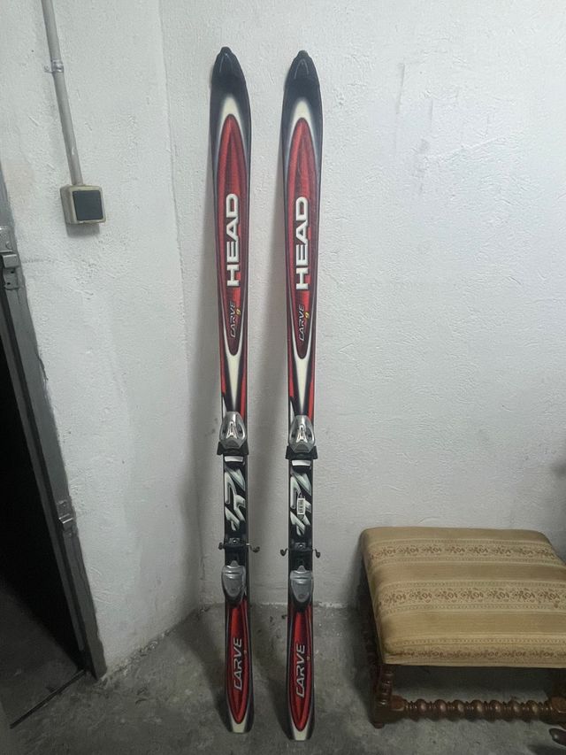 Esquíes HEAD