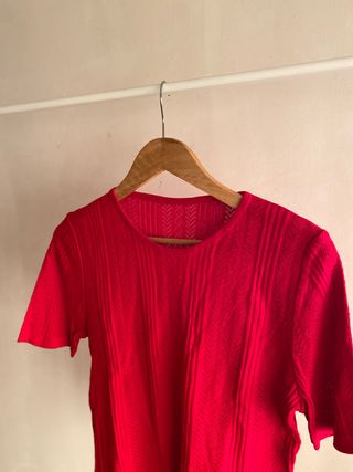 Jersey rojo de manga corta 