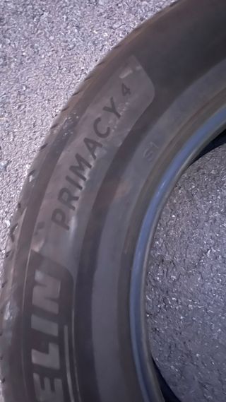 Cuatro neumáticos 215-65-17 michelin 