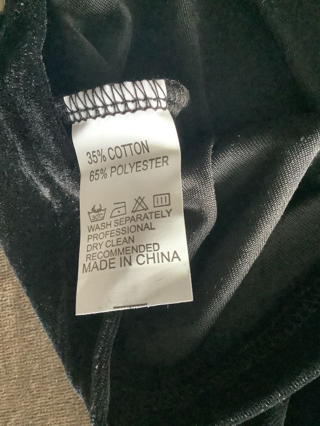 Vestido de terciopelo negro talla L