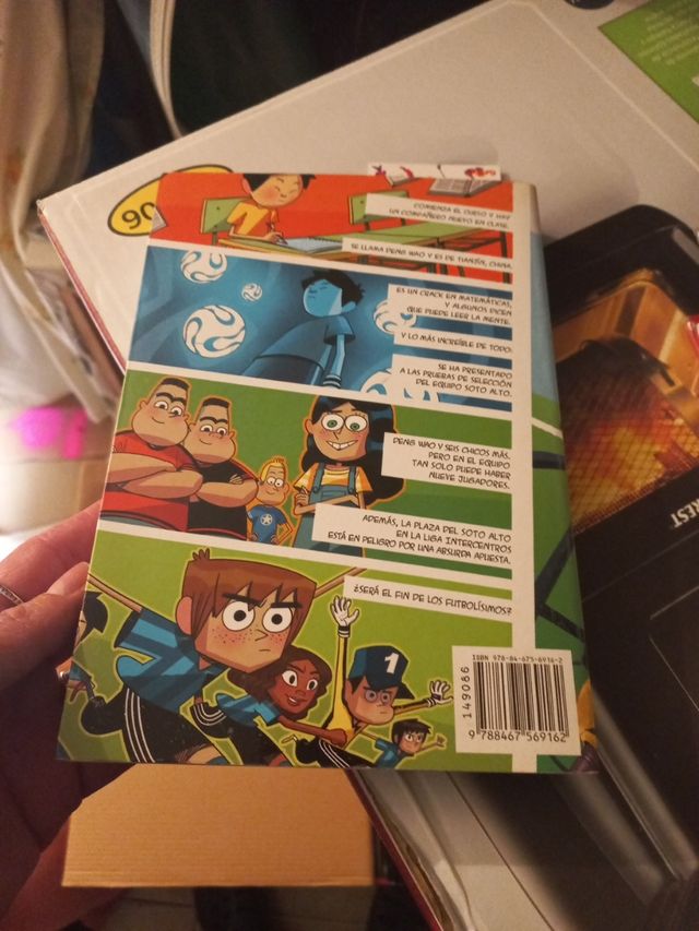 libro los futbolísimos