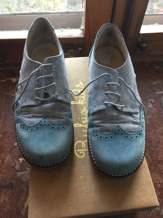 Traje de Comunion y zapatos de Rubio Kids