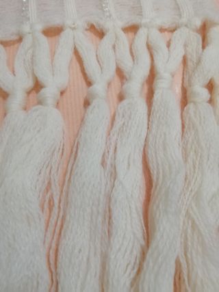 Chal de lana mohair, con lentejuelas.