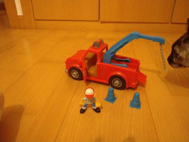 Camión grúa Mani Manitas