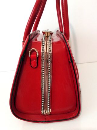 BOLSO EN CHAROL Y ECOPIEL