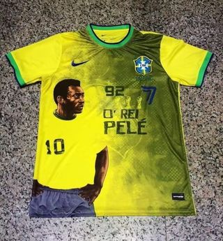 Camiseta Brasil 22 graffiti Pelé SFC + ronaldinho