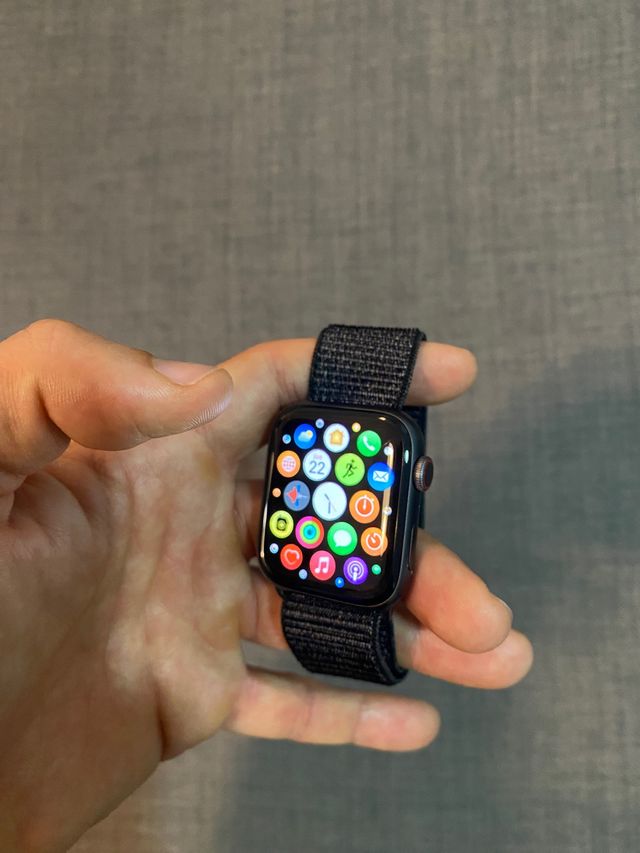 Apple watch serie 4, 44 mm, Wi-Fi + cellulare