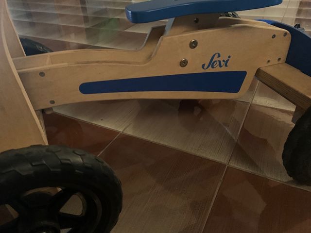 Macchina Sevi in legno x bambino