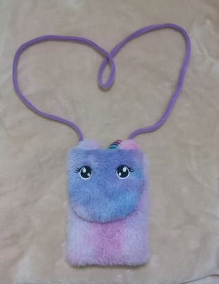 Riñonera y Bolso unicornio de peluche 