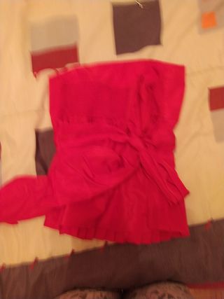 top rojo navideño