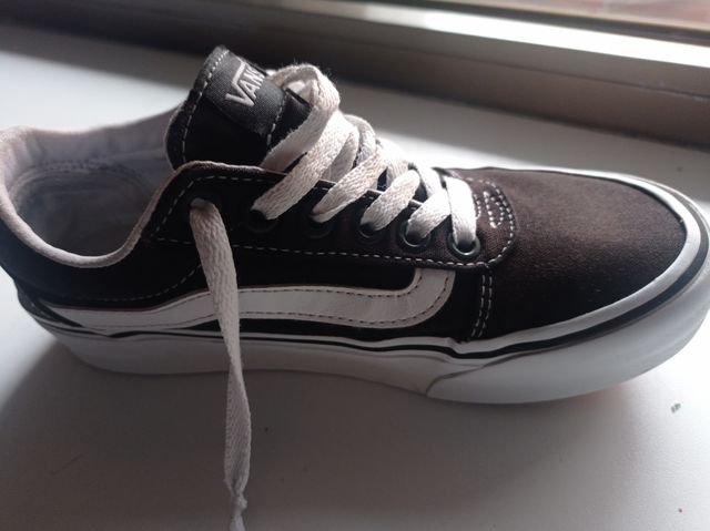 Vans negras talla 35