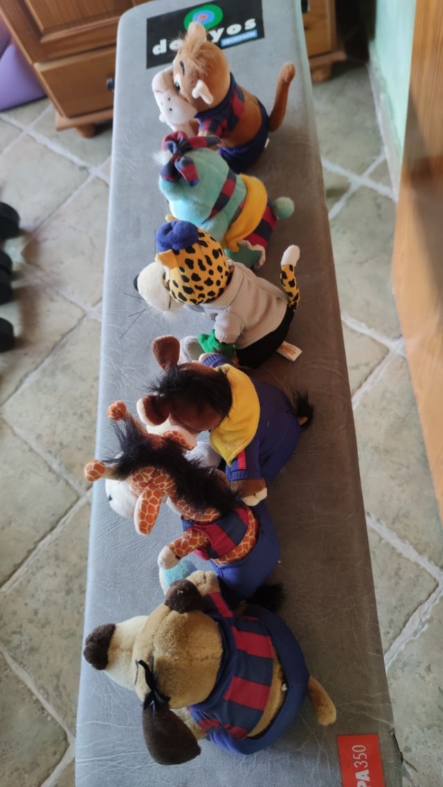 Colección peluches vintage años 90 F.C. Barcelona