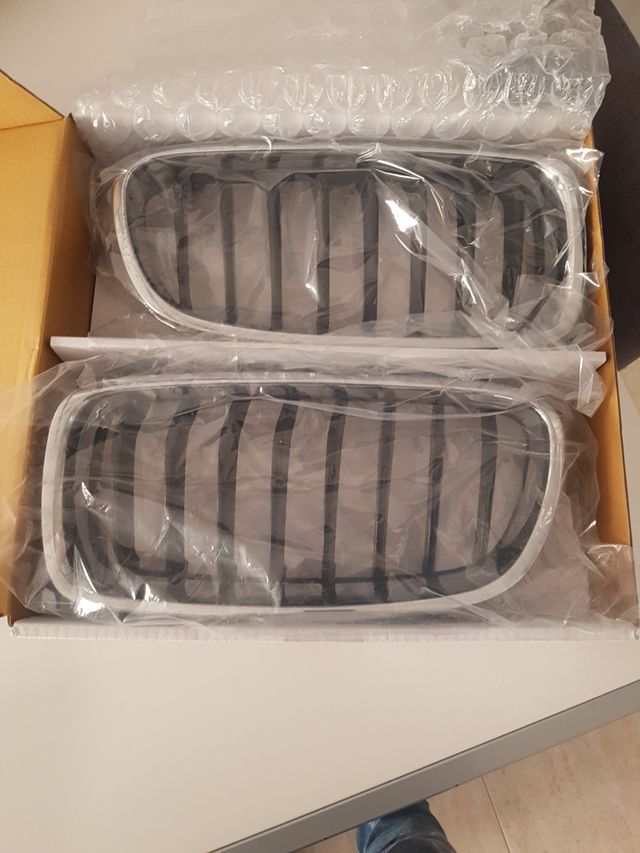 Parrilla de serie. Bmw f31