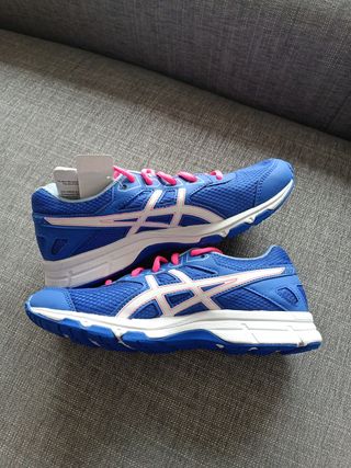 zapatillas deportivas
Asics nuevas n 37