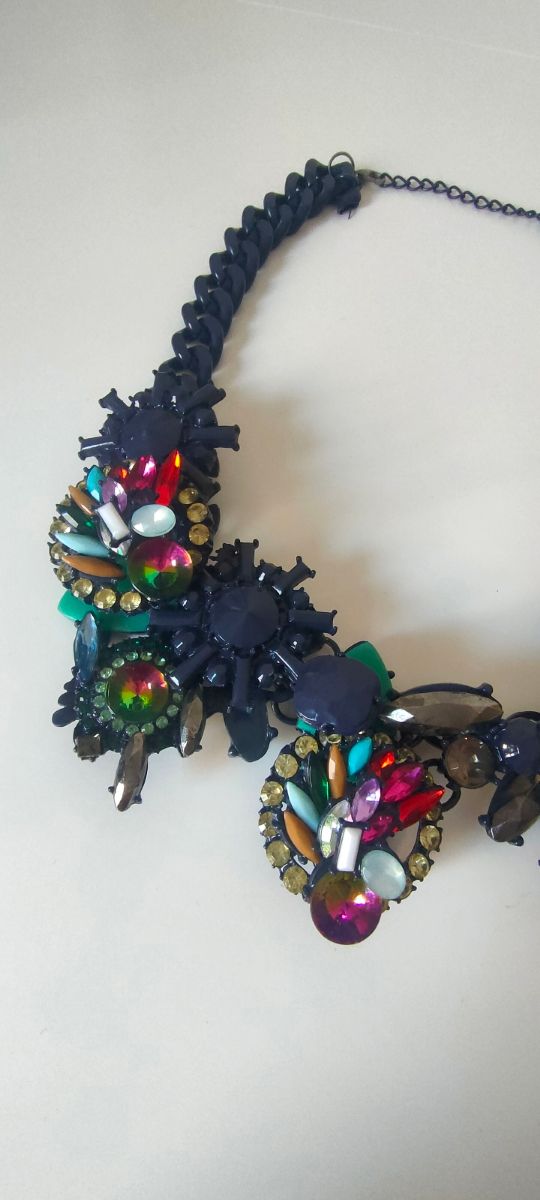 Collar brillante Zara