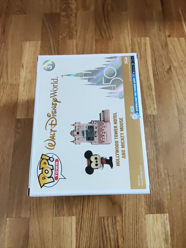 Pop! Hollywood Tower Hotel and Mickey Mouse 31