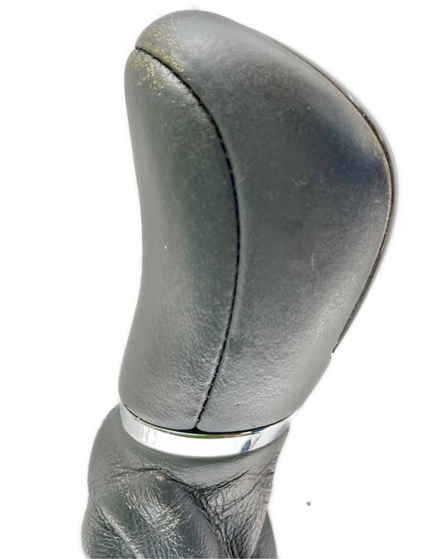 POMO AVANTGARDE cuero W203 clase C MERCEDES