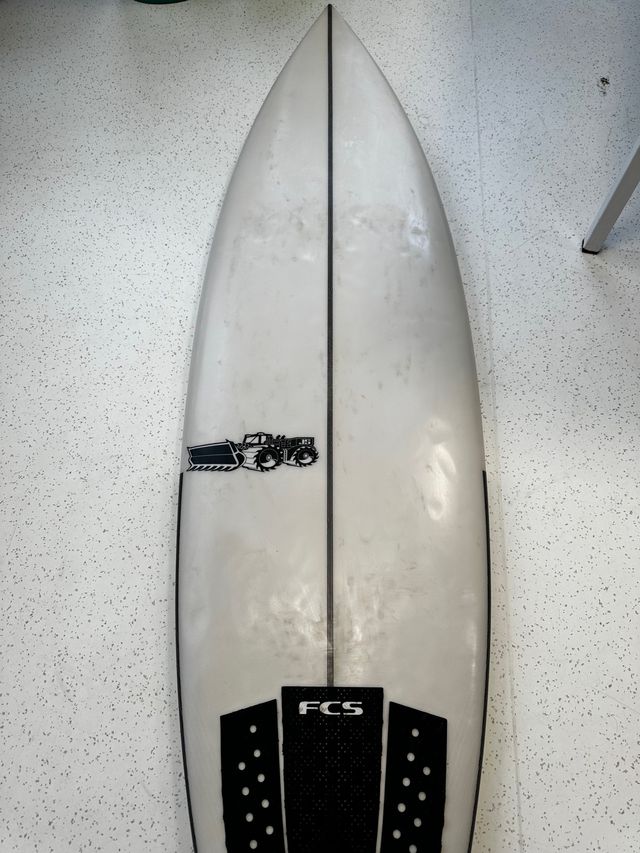 Tabla de surf JS BLACK BOX3 5,11 32,1 litros de segunda mano por 350