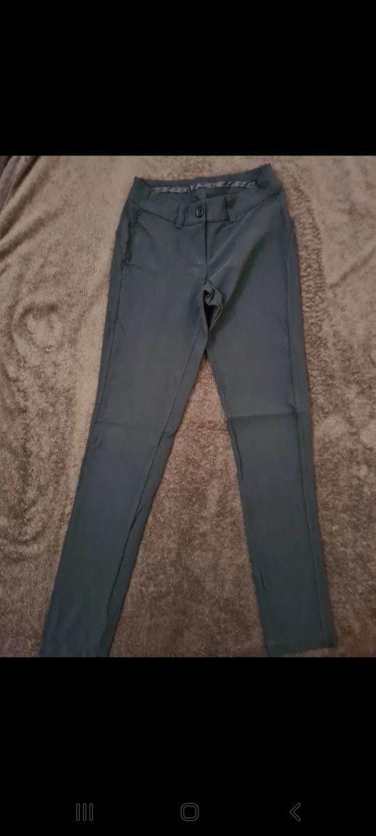 Set pantaloni XS