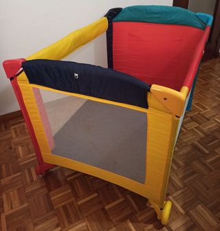 Cuna plegable de viaje