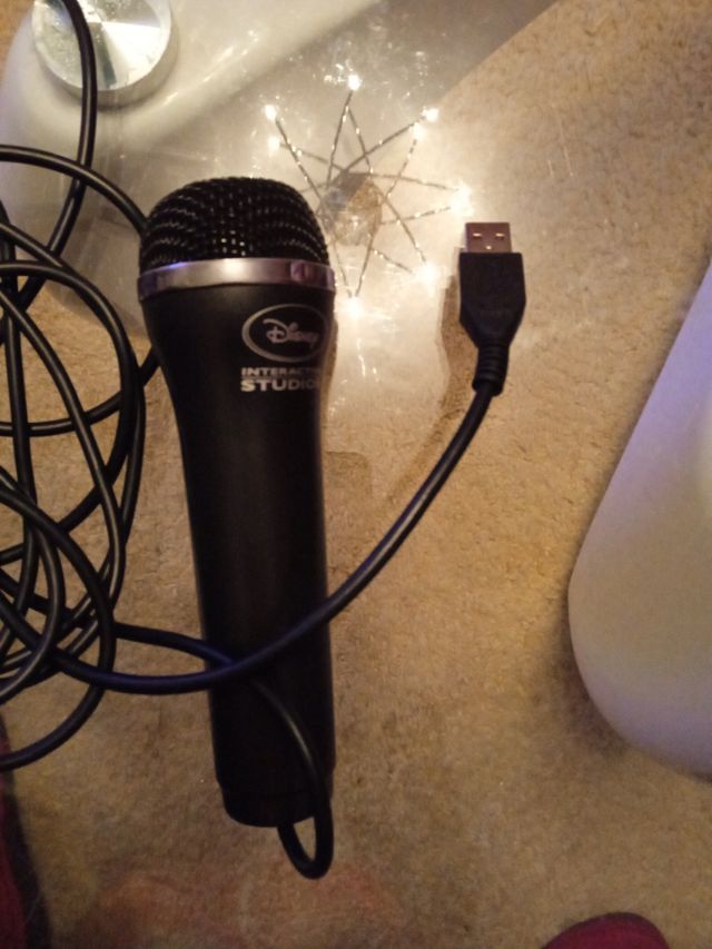 micrófono disney interactiva studios