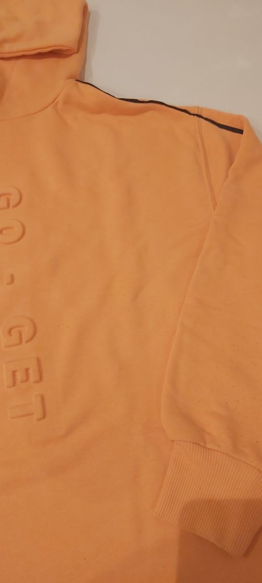 Sudadera naranja ZARA Talla 13-14.   