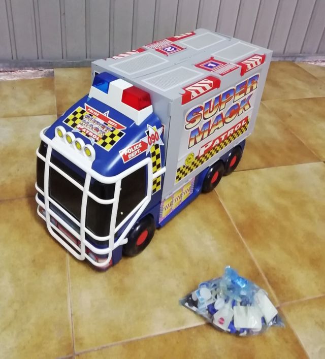 SUPER CAMIÓN DE POLICÍA 