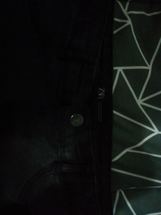vaquero talla 44 Zara mujer gris