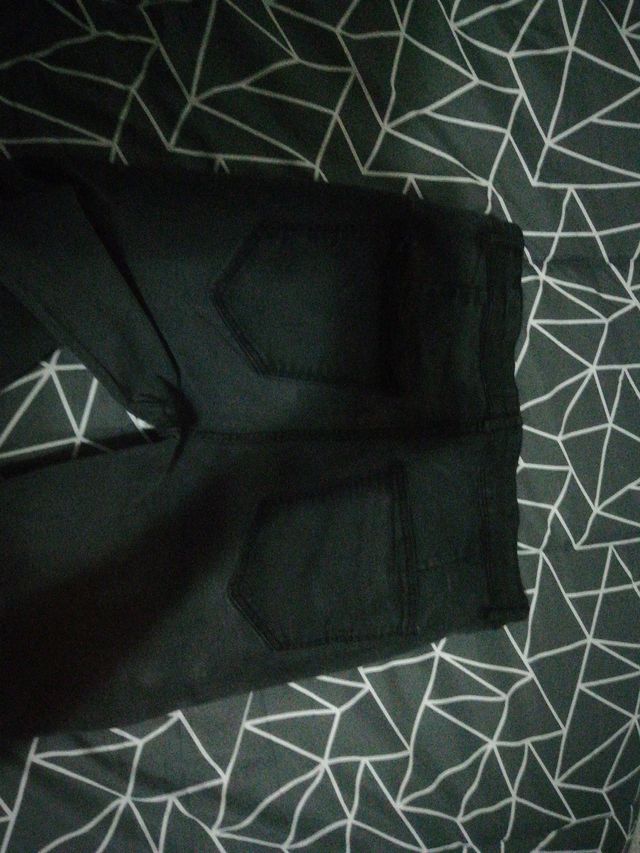 vaquero talla 44 Zara mujer gris