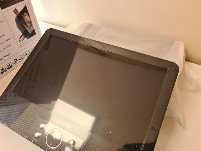 Reproductor de DVD doble  para coche Lenco DVP-939