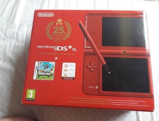 Nintendo DSi XL Mario edition 25 Aniversario