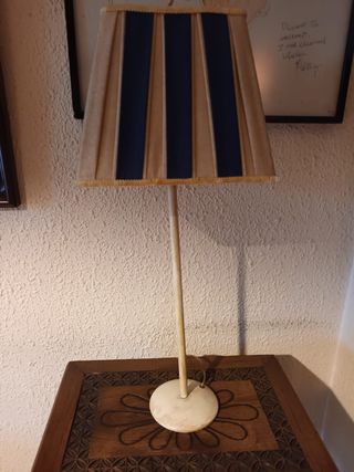 Lampara de mesita 