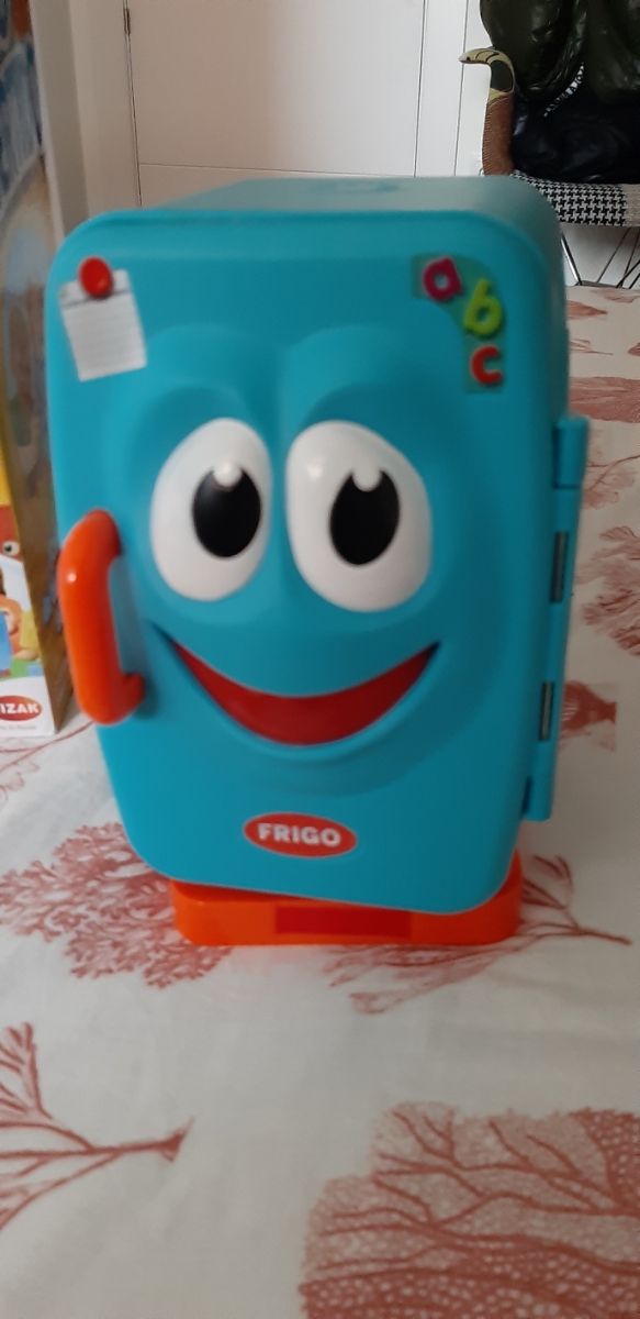 Frigo divertido con caja original