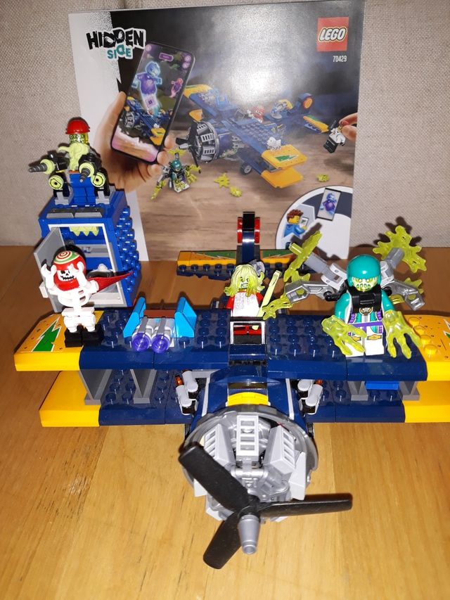 Lego Hidden Avioneta Acrobática el Fuego y Regalo