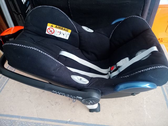 maxi Cosi con enganche a bugaboo 