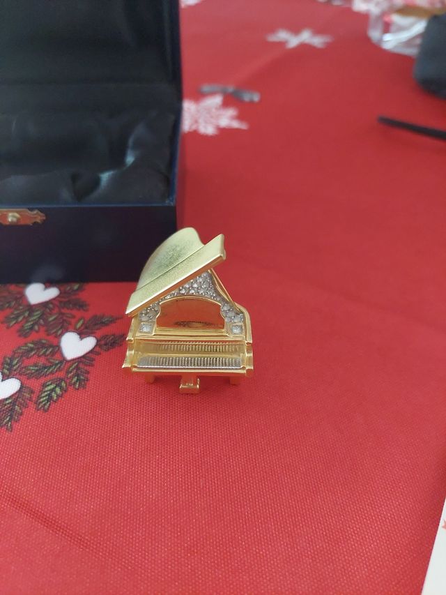 Oliver Weber Collection