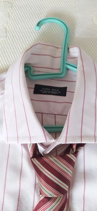 camisa zara y dos corbatas...un solo uso