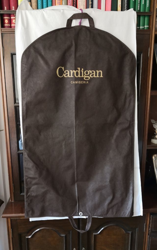 Cazadora de piel. Hombre.