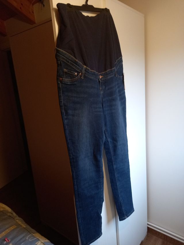Pantalón vaquero premamá.