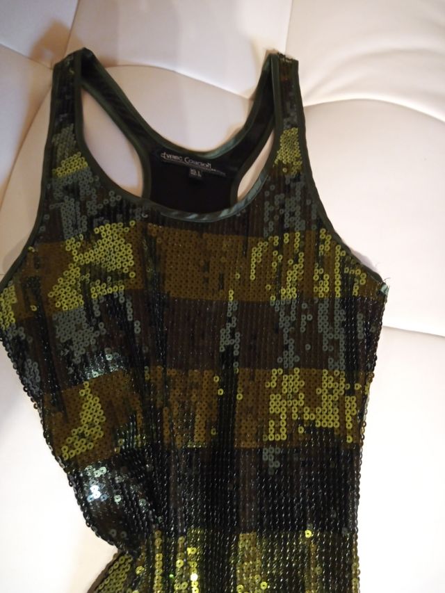 Vestido coro tirantes lentejuelas.