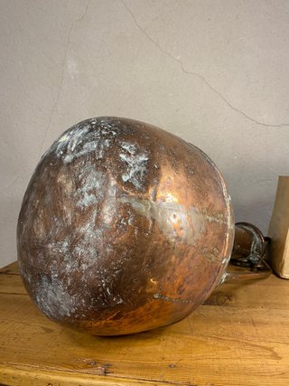 Alquitara o ánfora antigua de cobre, grande 55 cm